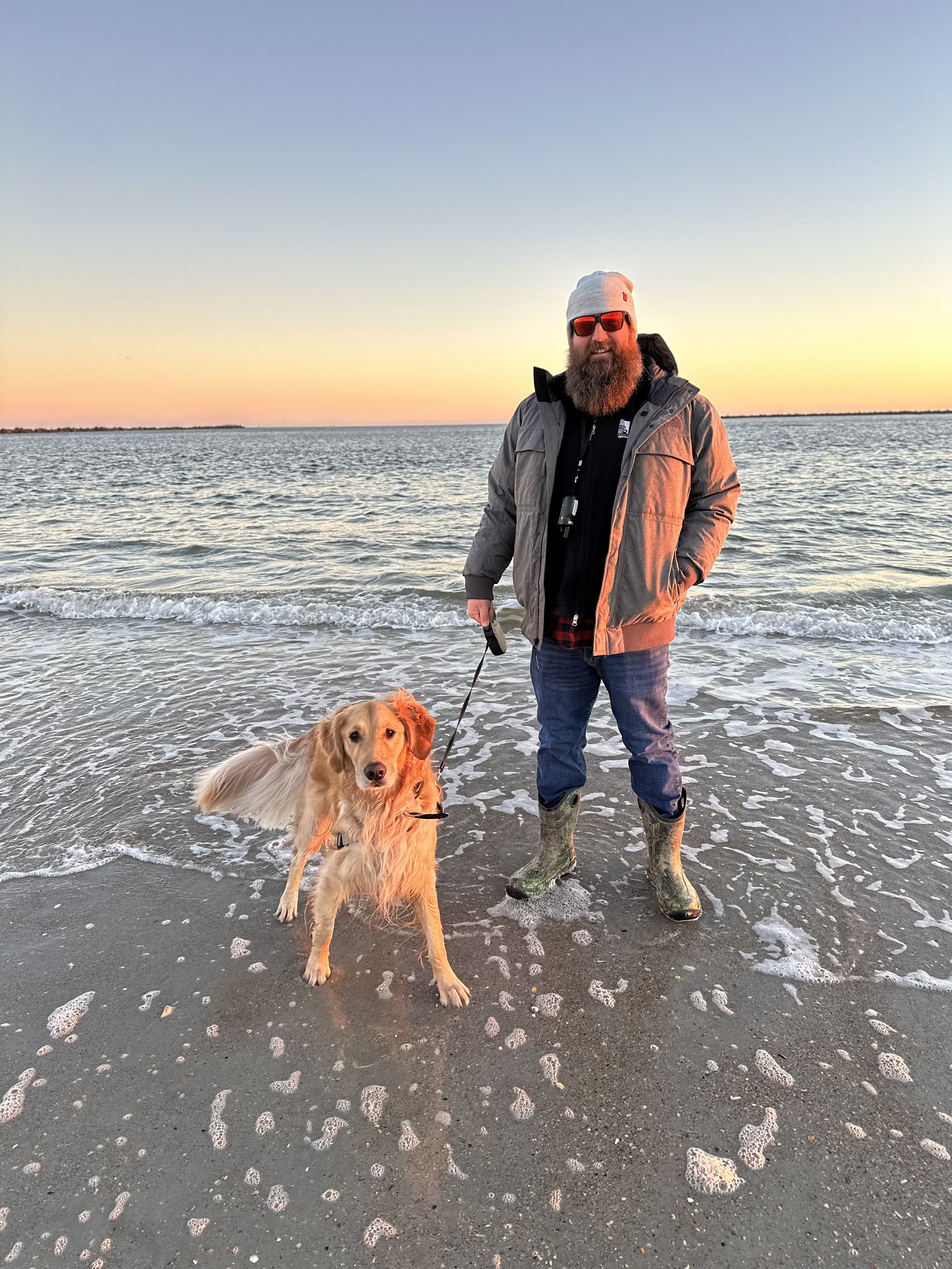 Goose and Maple at the beach